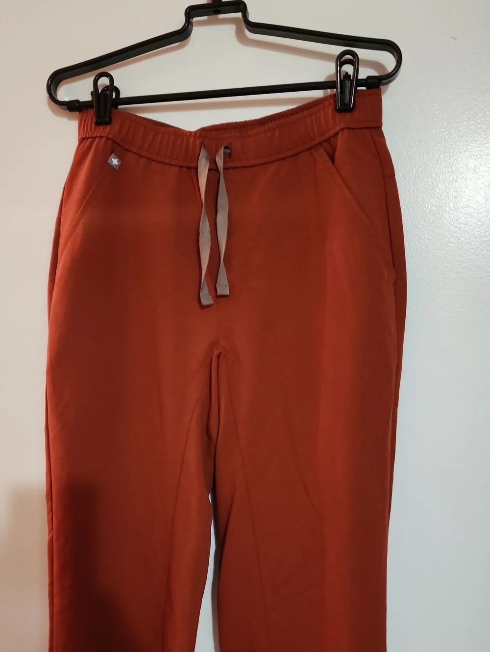 Figs Tansen Men's Auburn Drawstring Joggers Scrub Pants with Elastic Waist